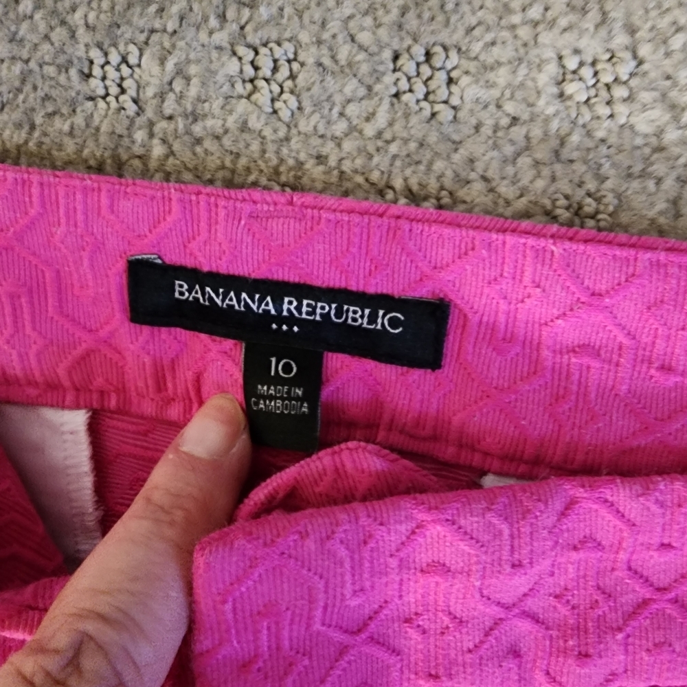 Banana Republic Pink Bermuda Shorts Tailored Chino Style Size 10 - Picture 3 of 6